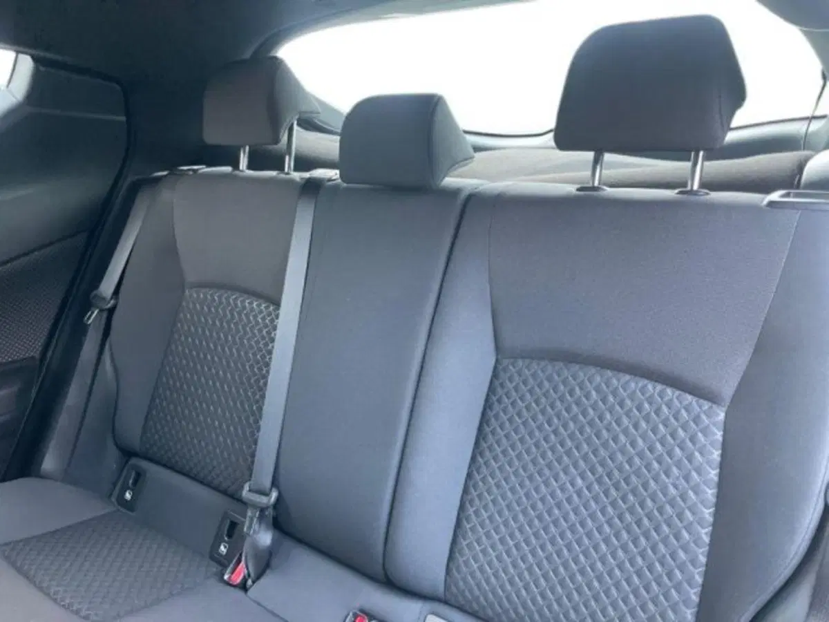 Toyota Toyota C-HR usata a Vercelli (11)
