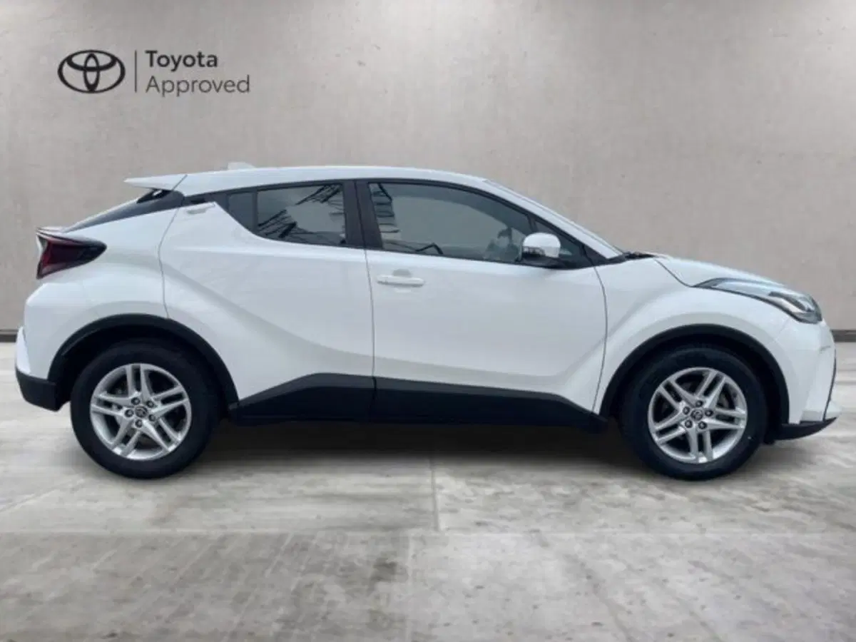 Toyota Toyota C-HR usata a Vercelli (4)