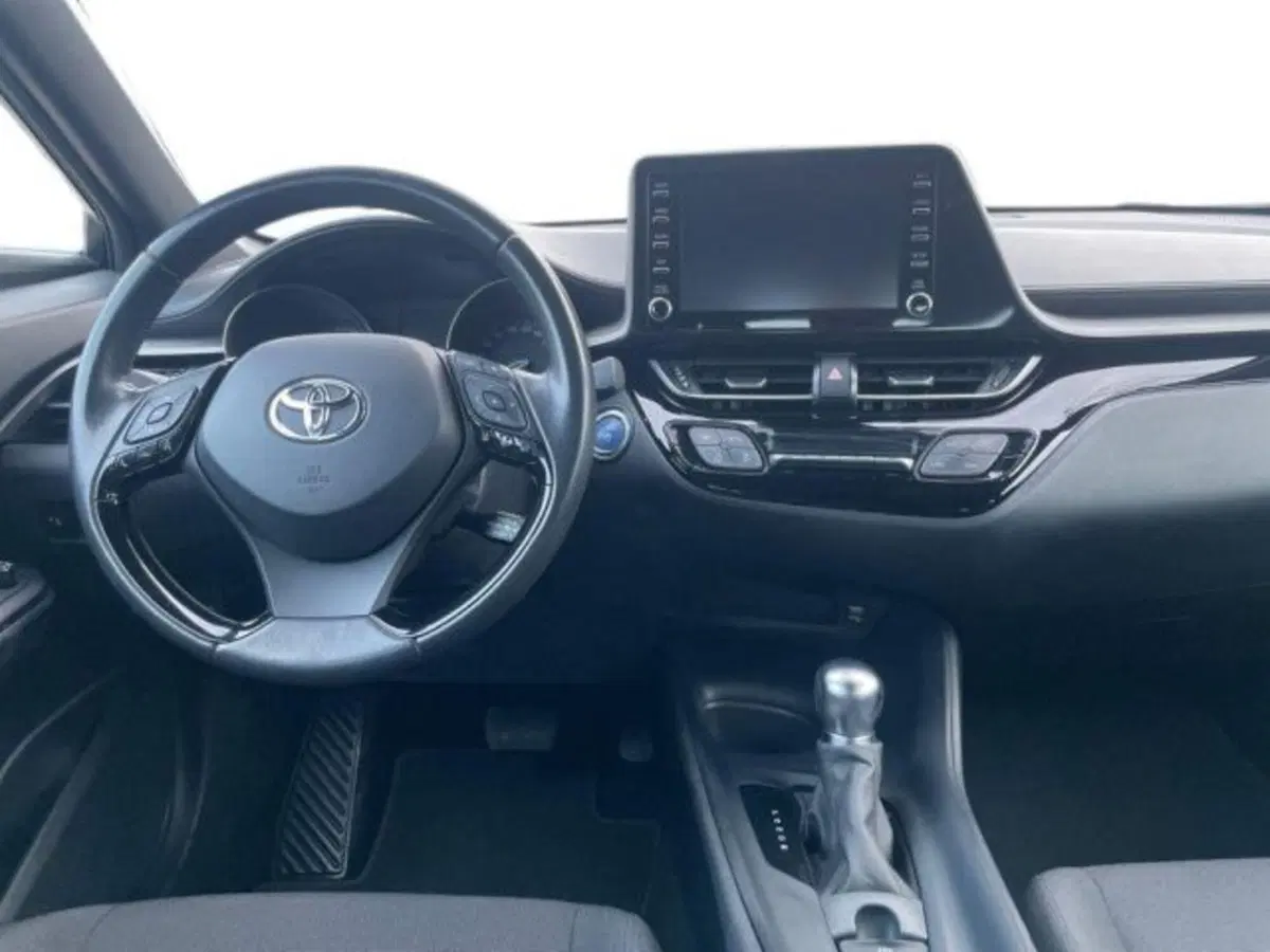 Toyota Toyota C-HR usata a Vercelli (8)