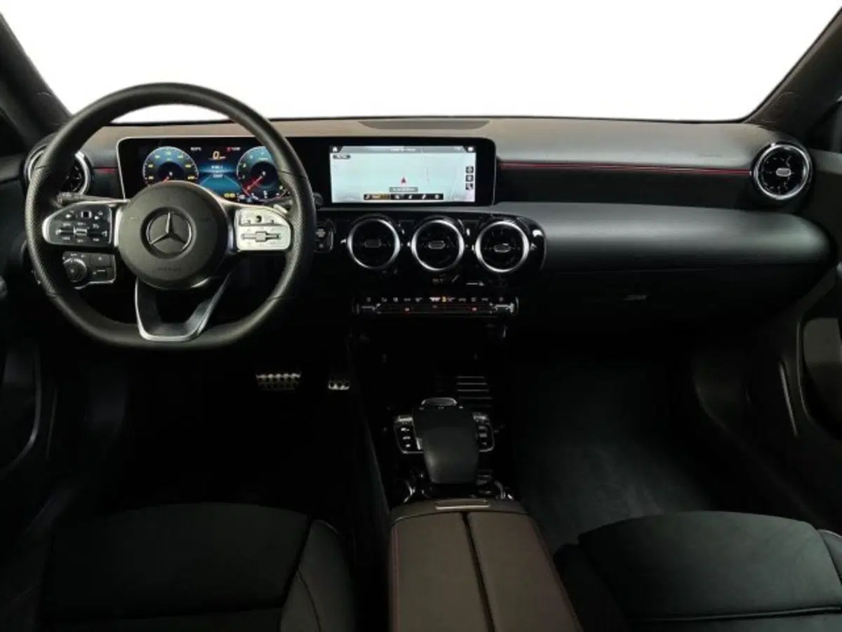 Mercedes-Benz Classe A Sedan usata a Bologna (9)