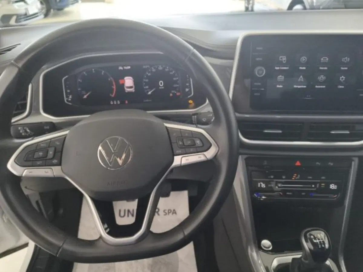 Volkswagen T-Roc usata a Cuneo (12)