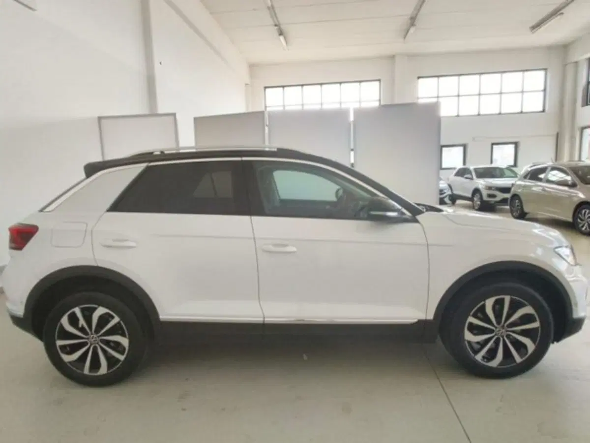 Volkswagen T-Roc usata a Cuneo (8)