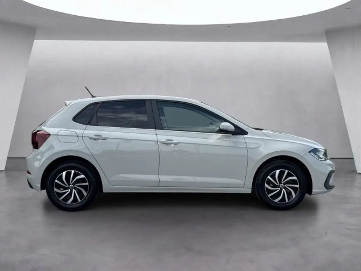 Volkswagen Polo nuova a Vicenza (3)