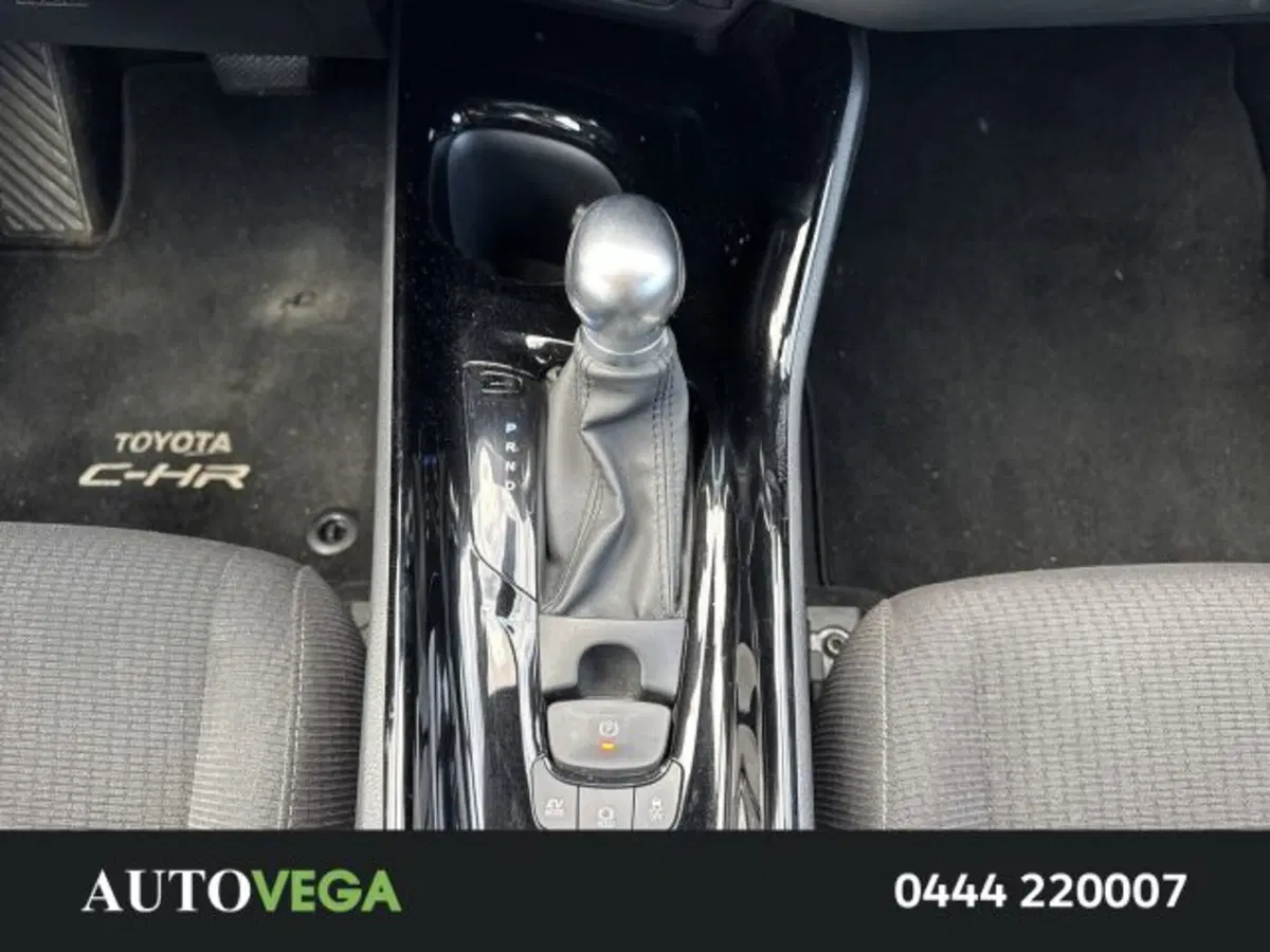 Toyota Toyota C-HR usata a Vicenza (11)