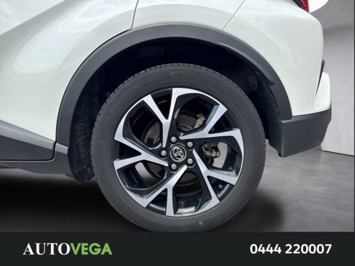 Toyota Toyota C-HR usata a Vicenza (18)