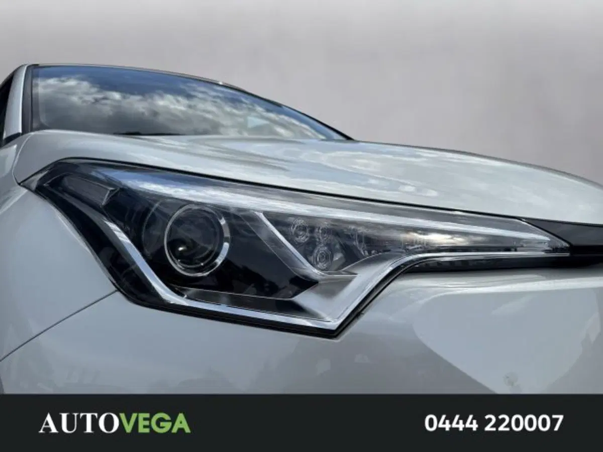 Toyota Toyota C-HR usata a Vicenza (19)