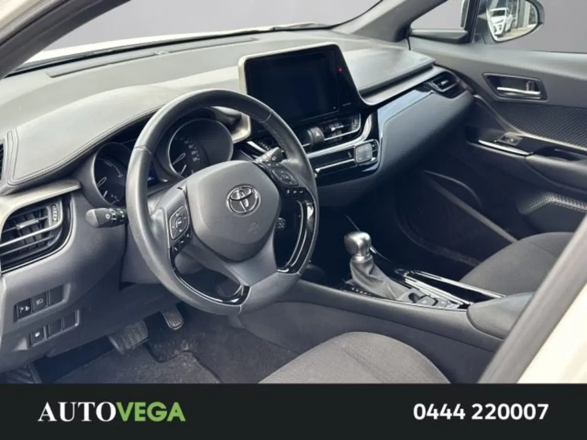Toyota Toyota C-HR usata a Vicenza (7)