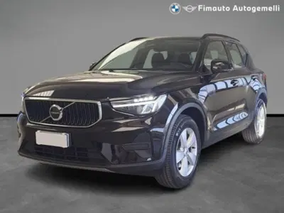 Volvo XC40 B3 automatico Core del 2022 usata a Verona