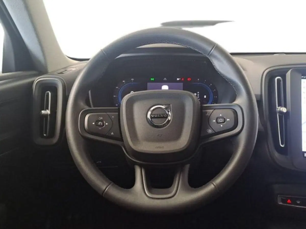 Volvo XC40 usata a Verona (9)
