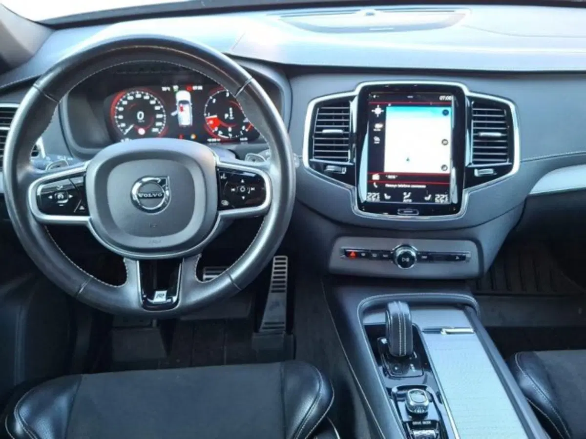 Volvo XC90 usata a Verona (7)
