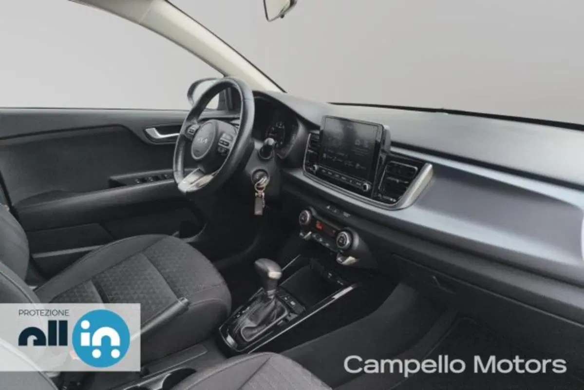 Kia Rio usata a Venezia (14)