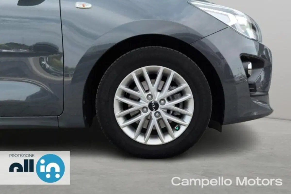 Kia Rio usata a Venezia (19)