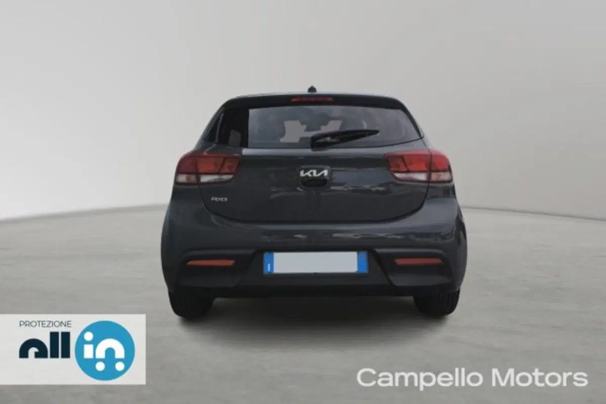 Kia Rio usata a Venezia (4)