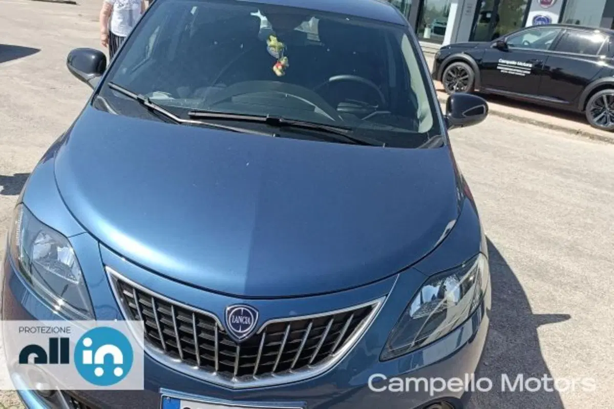 Lancia Ypsilon usata a Venezia (3)