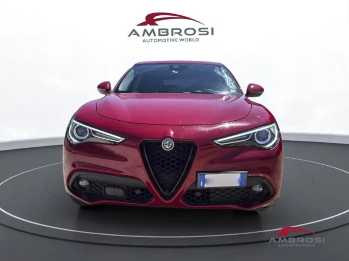 Alfa Romeo Stelvio usata a Perugia (7)