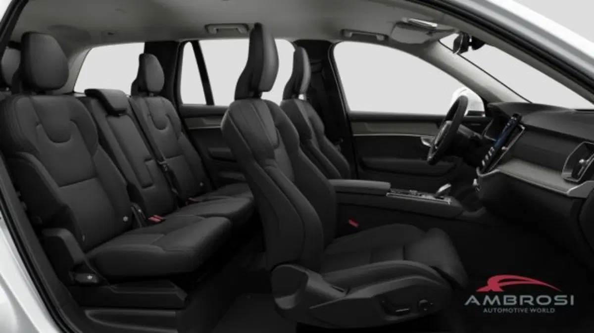 Volvo XC90 nuova a Perugia (13)