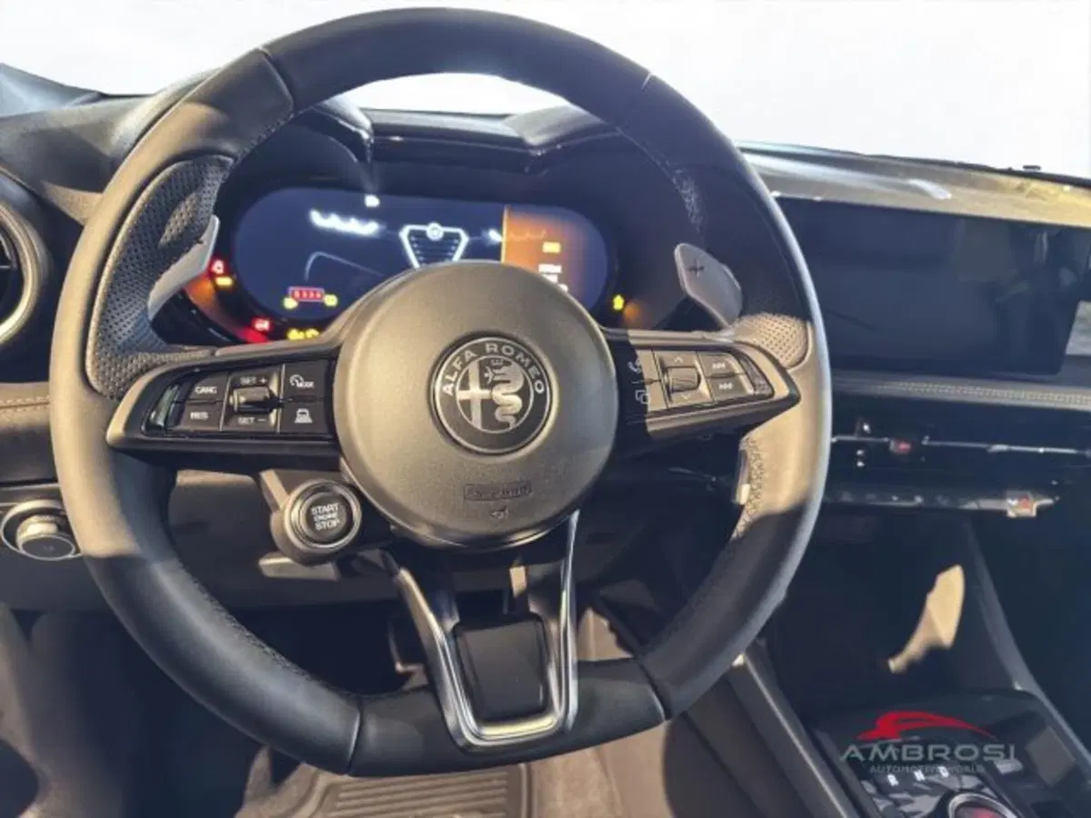 Alfa Romeo Tonale nuova a Perugia (12)