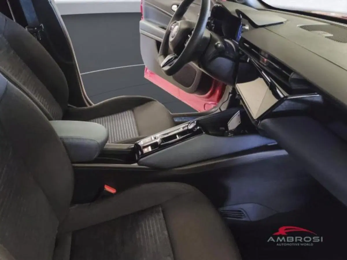 Alfa Romeo Junior nuova a Perugia (12)
