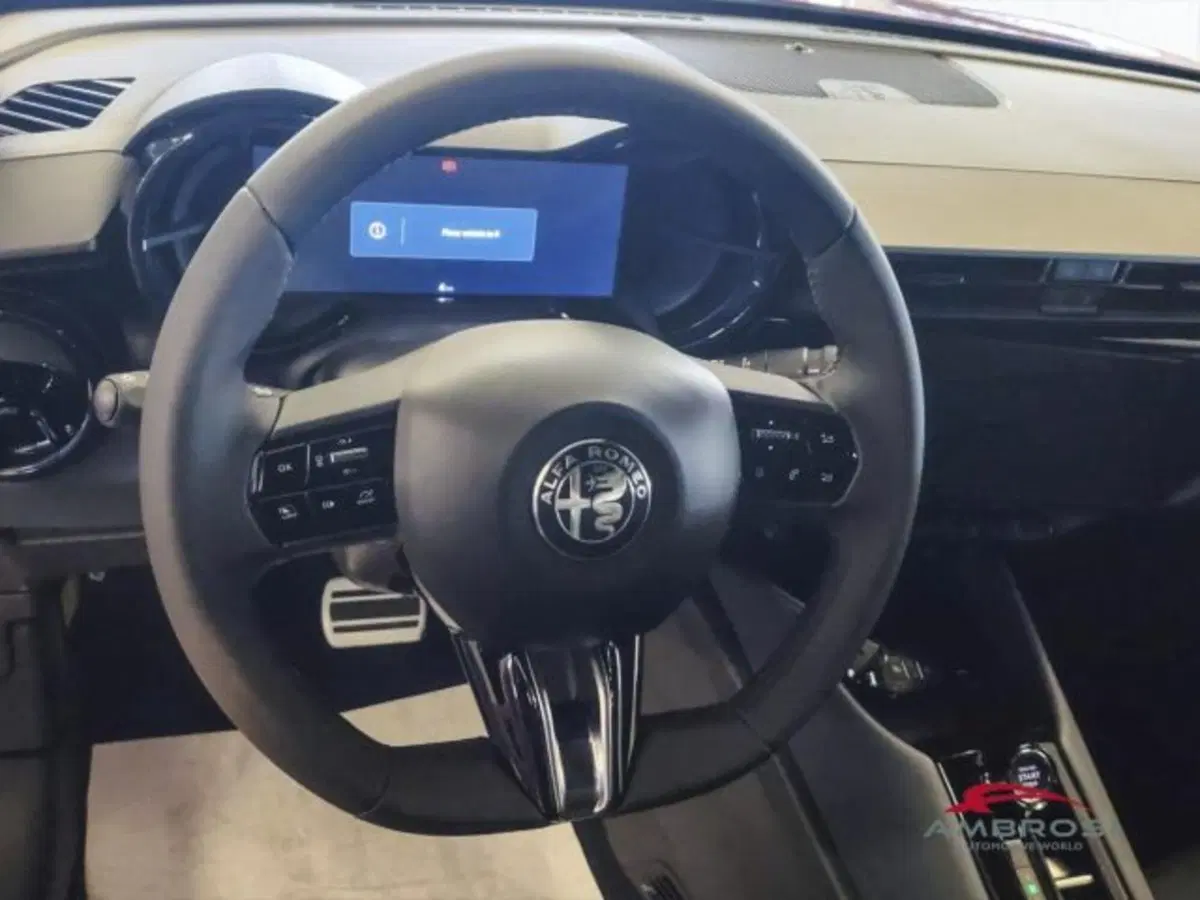 Alfa Romeo Junior nuova a Perugia (14)