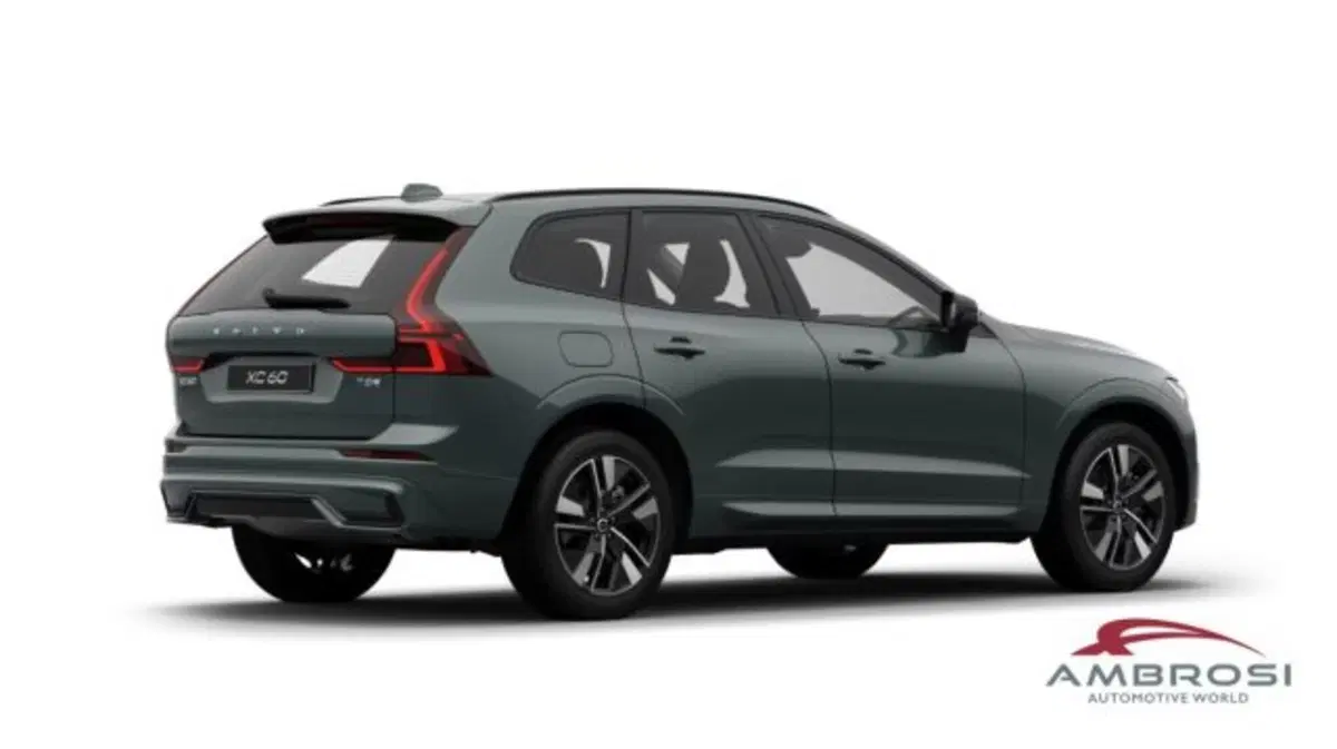 Volvo XC60 nuova a Perugia (5)