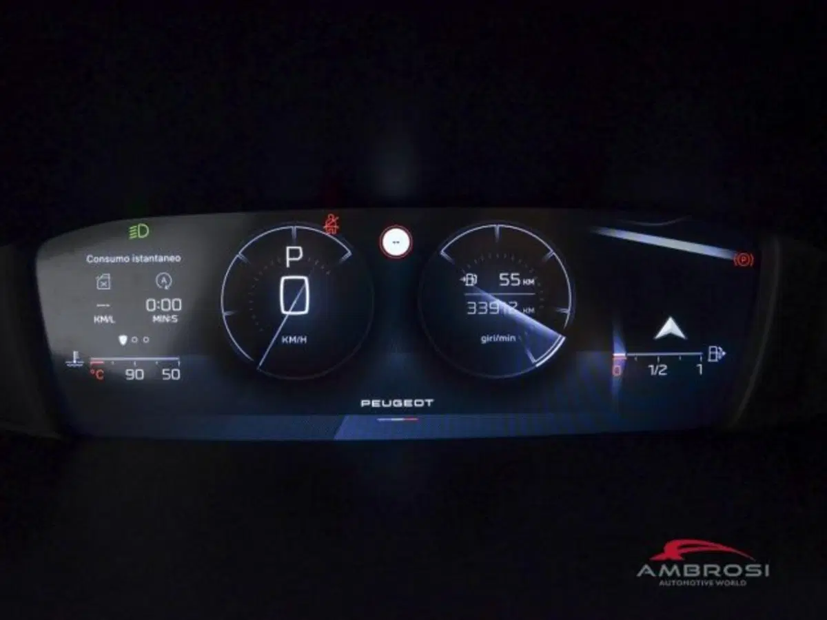 Peugeot 308 Tre Volumi usata a Perugia (13)