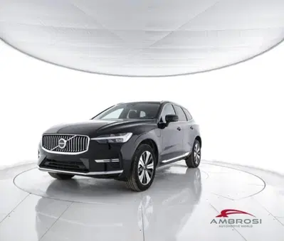 Volvo XC60 T6 Recharge AWD Plug-in Hybrid automatico Core nuova a Corciano