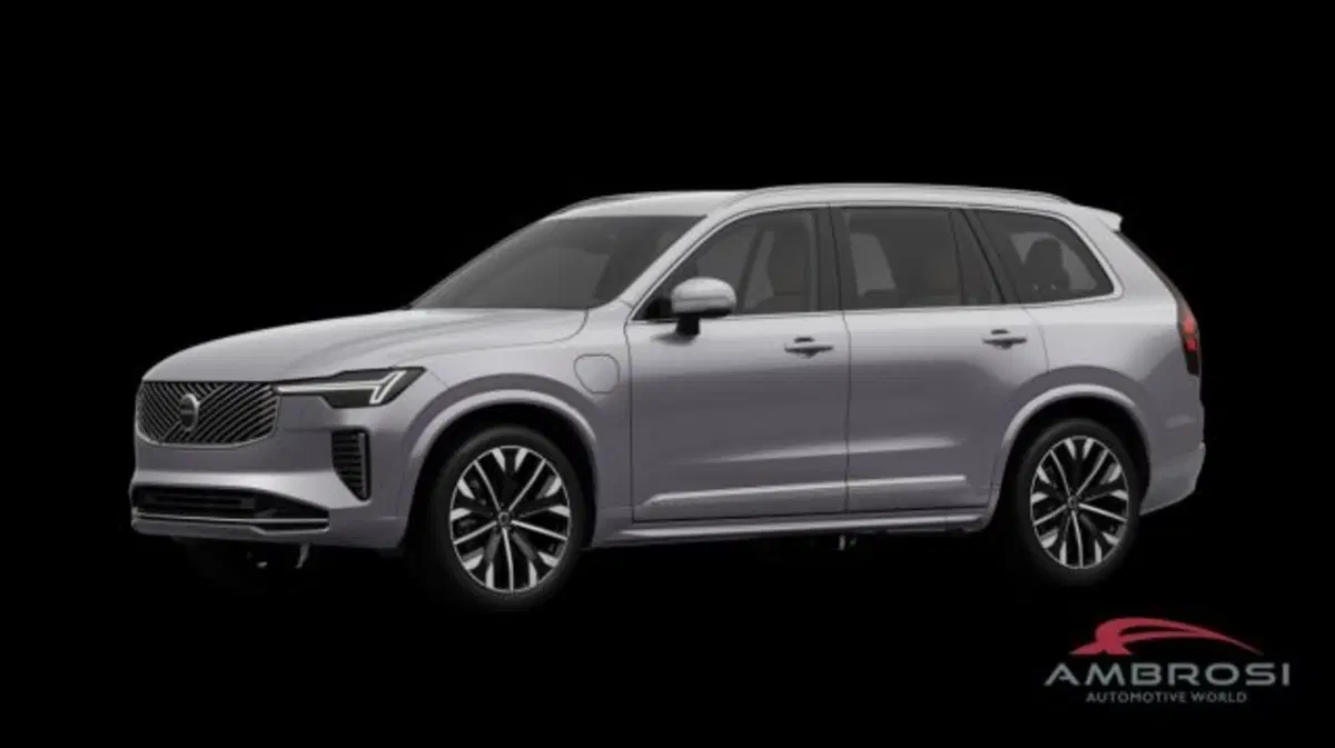 Volvo XC90 nuova a Perugia