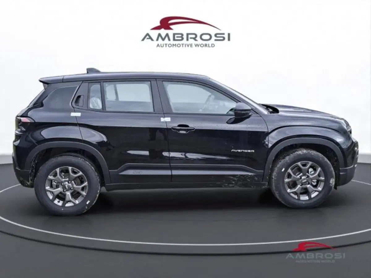 Jeep Avenger nuova a Perugia (5)