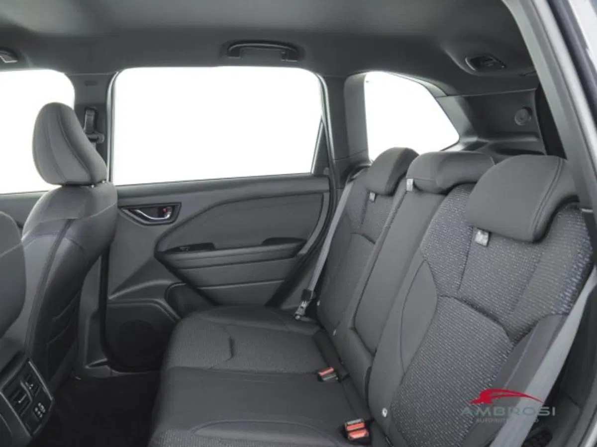 Subaru Forester nuova a Perugia (10)