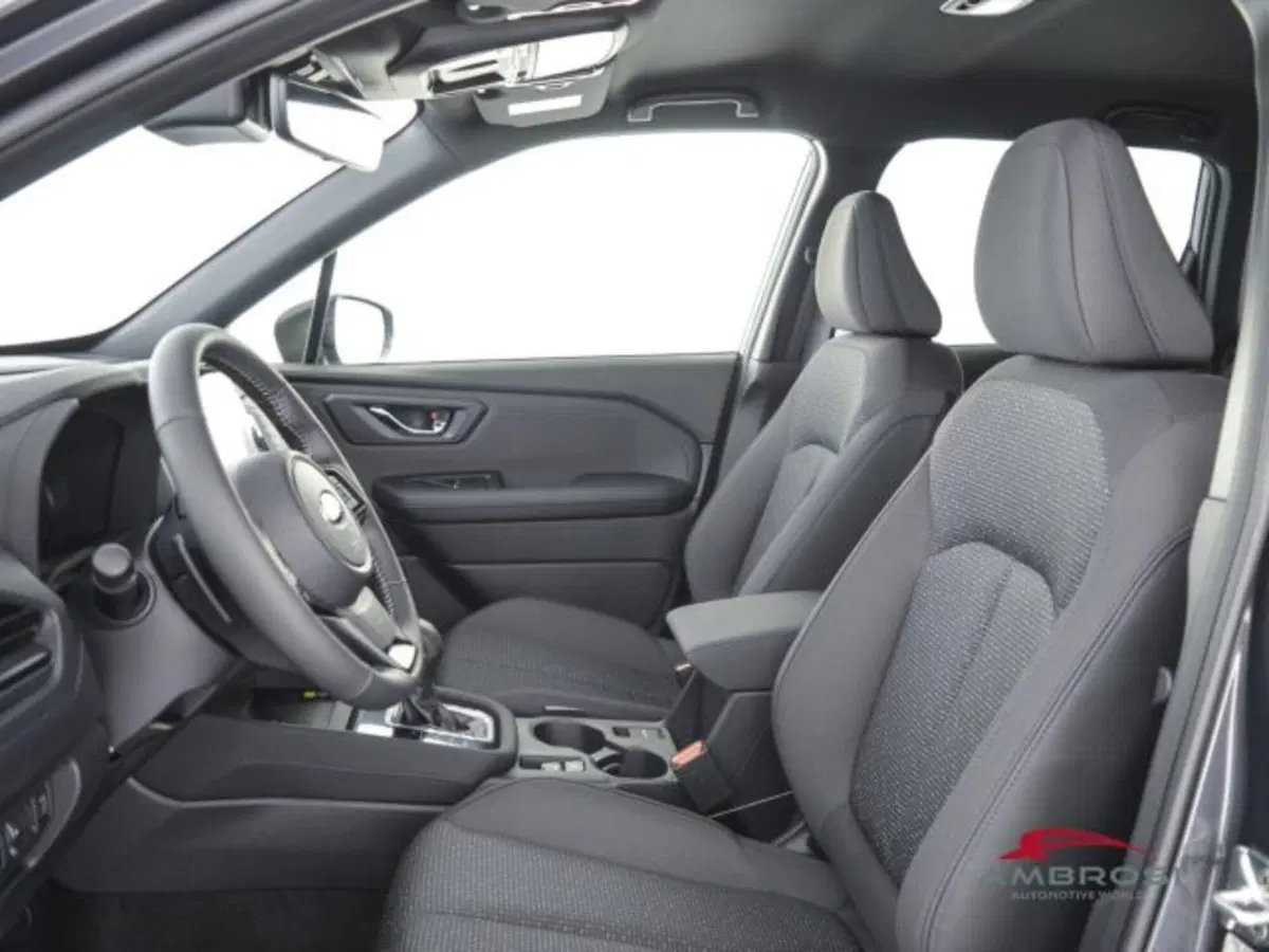 Subaru Forester nuova a Perugia (9)