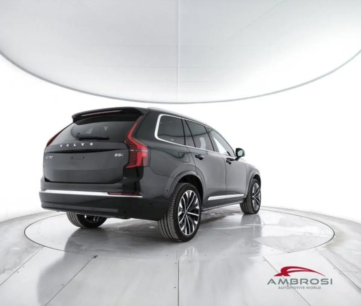 Volvo XC90 nuova a Perugia (3)