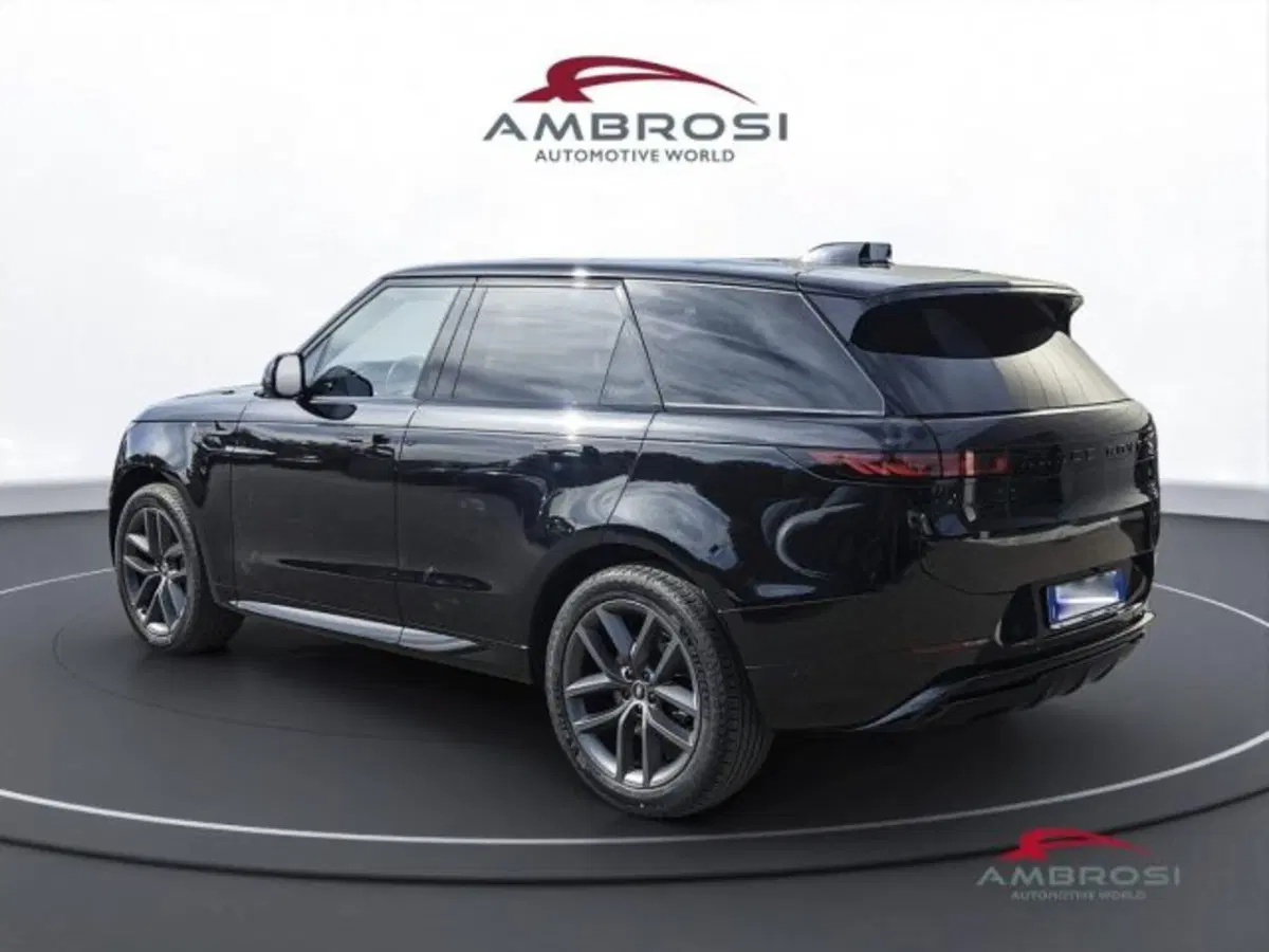 Land Rover Range Rover Sport nuova a Perugia (4)