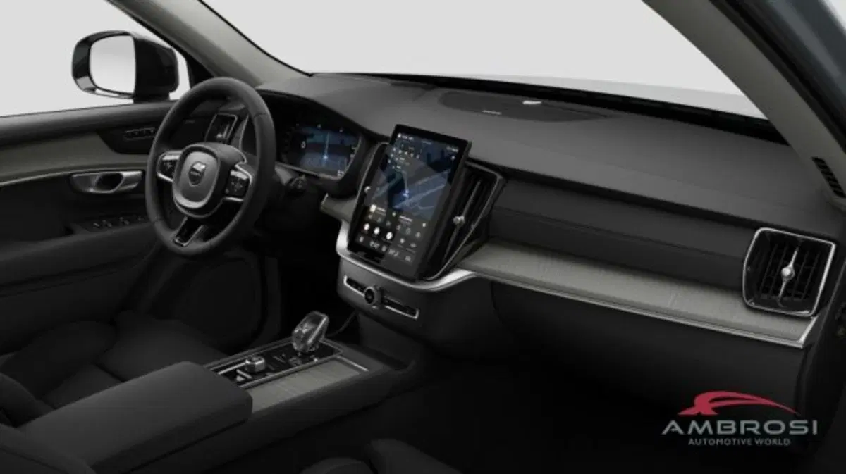 Volvo XC90 nuova a Perugia (10)