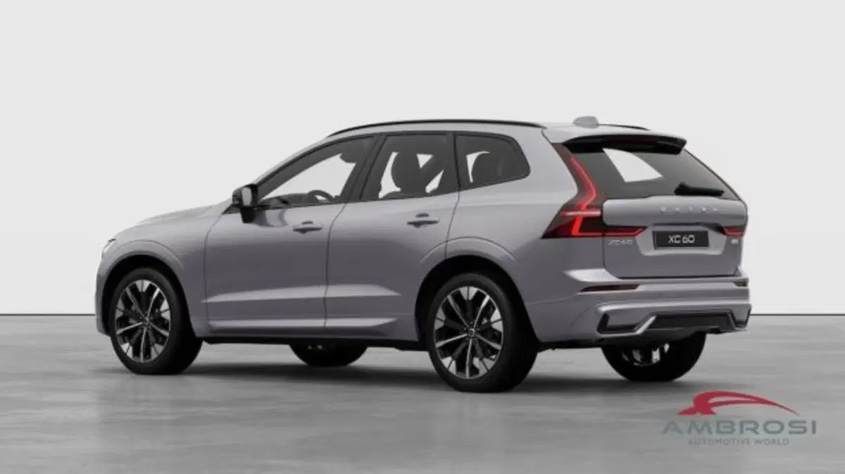 Volvo XC60 nuova a Perugia (3)