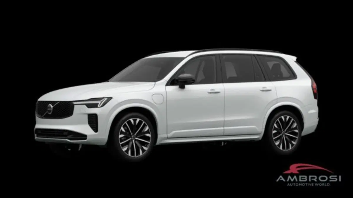 Volvo XC90 nuova a Perugia