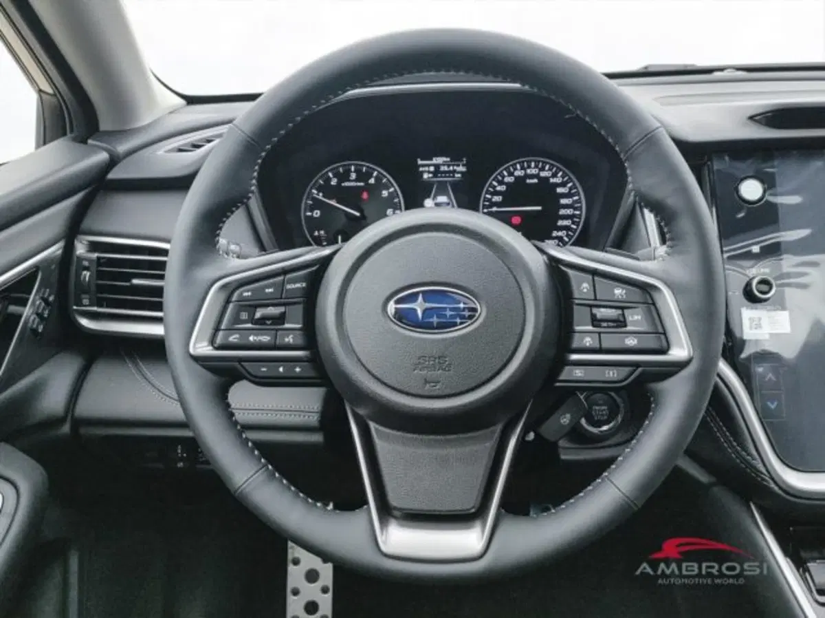 Subaru Outback nuova a Perugia (11)