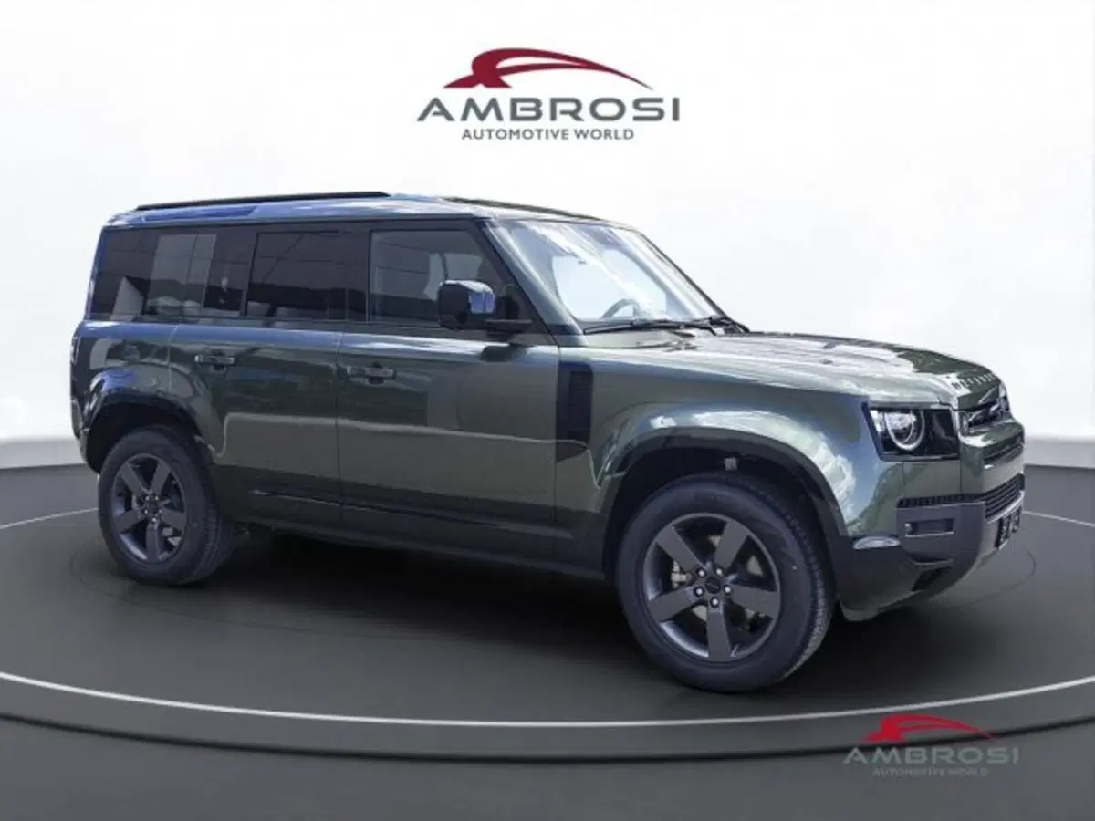 Land Rover Defender nuova a Perugia (2)