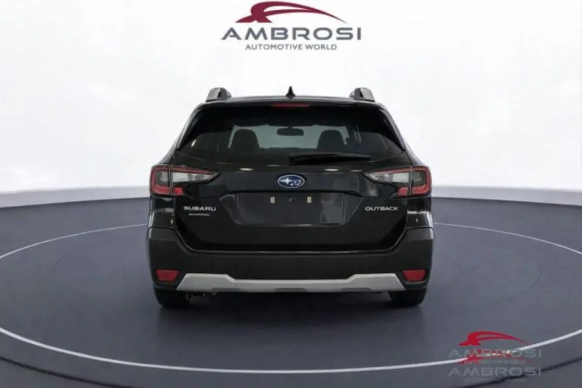 Subaru Outback nuova a Perugia (4)