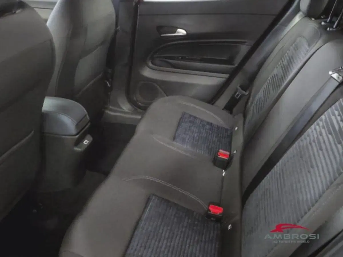 Alfa Romeo Junior nuova a Perugia (11)