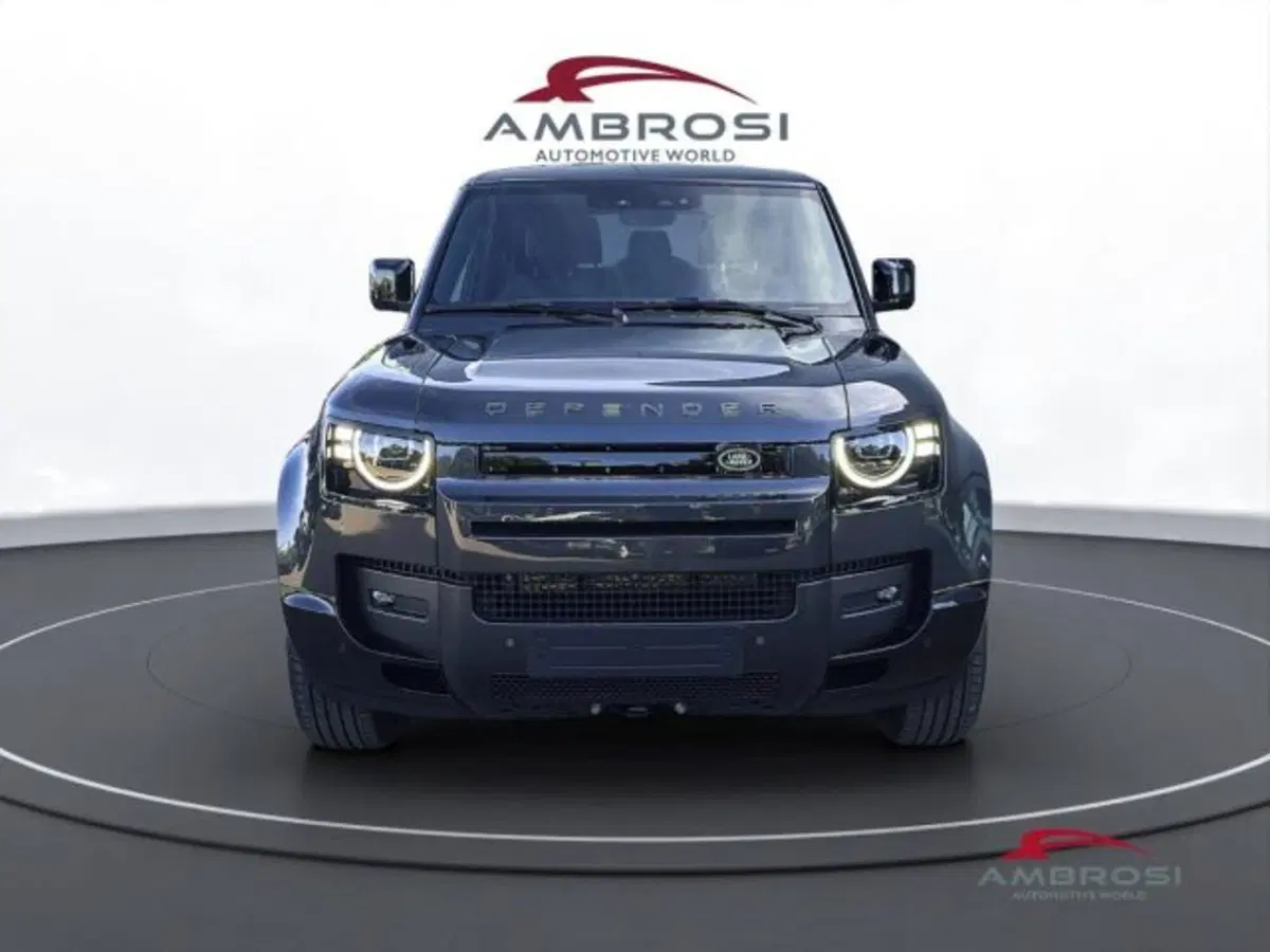 Land Rover Defender nuova a Perugia (7)