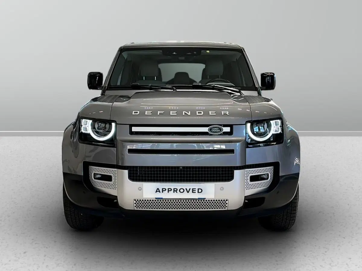 Land Rover Defender usata a Varese (8)