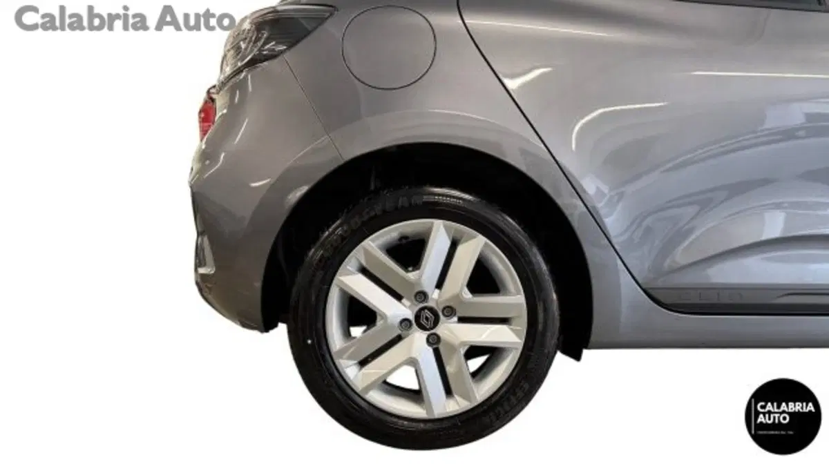 Renault Clio nuova a Reggio Calabria (15)