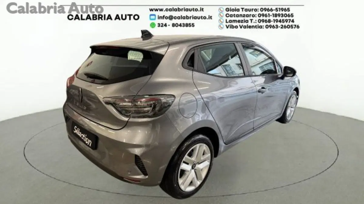 Renault Clio nuova a Reggio Calabria (4)