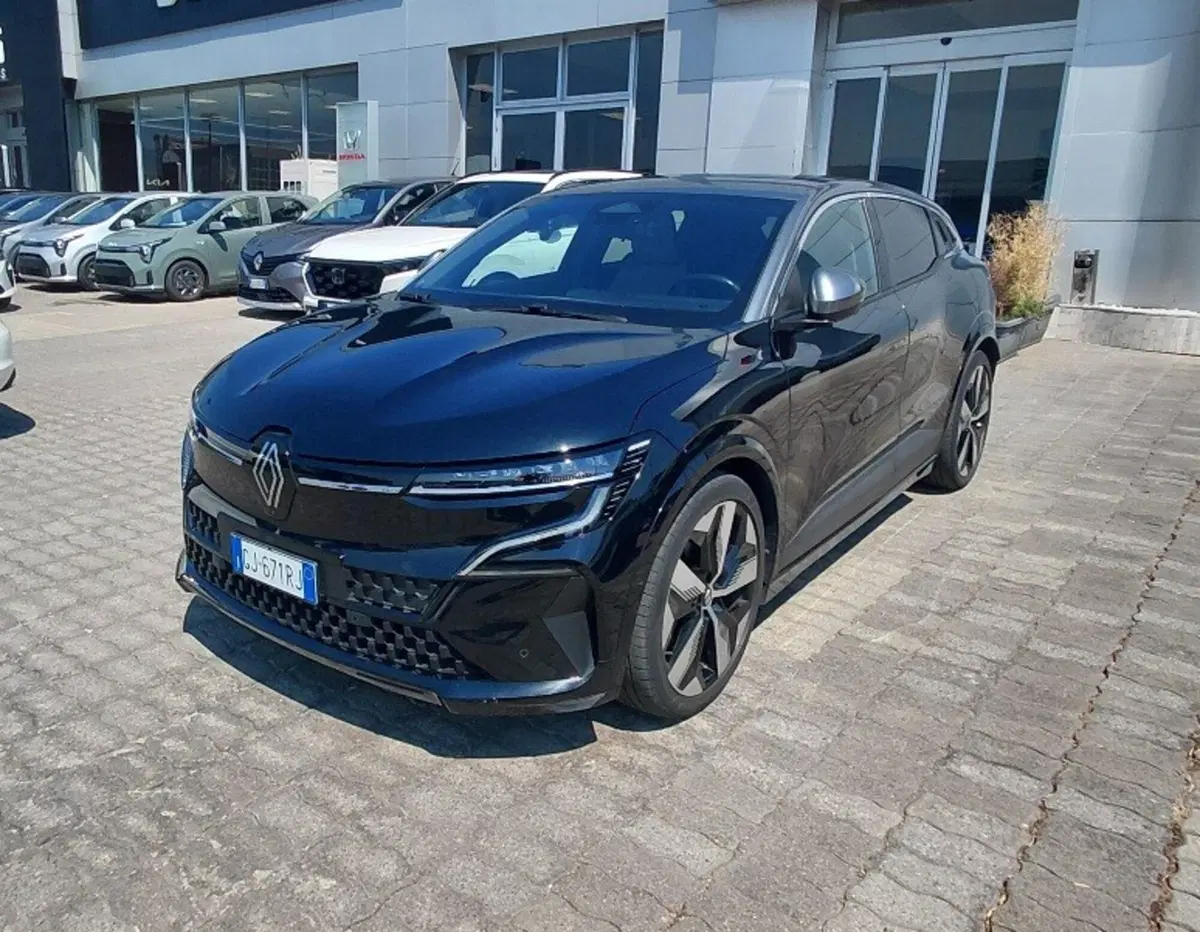Renault Megane E-Tech Electric usata a Cosenza