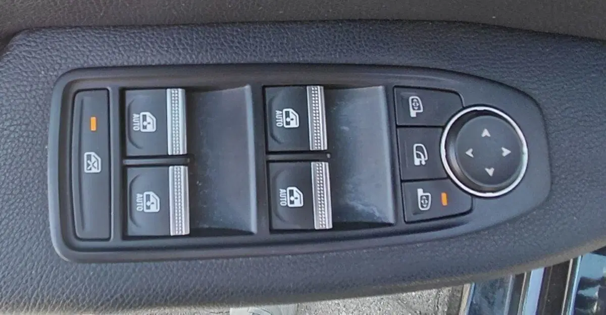Renault Megane E-Tech Electric usata a Cosenza (10)