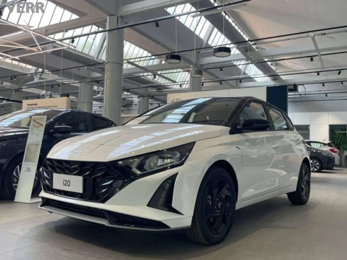 Hyundai i20 nuova a Milano (2)