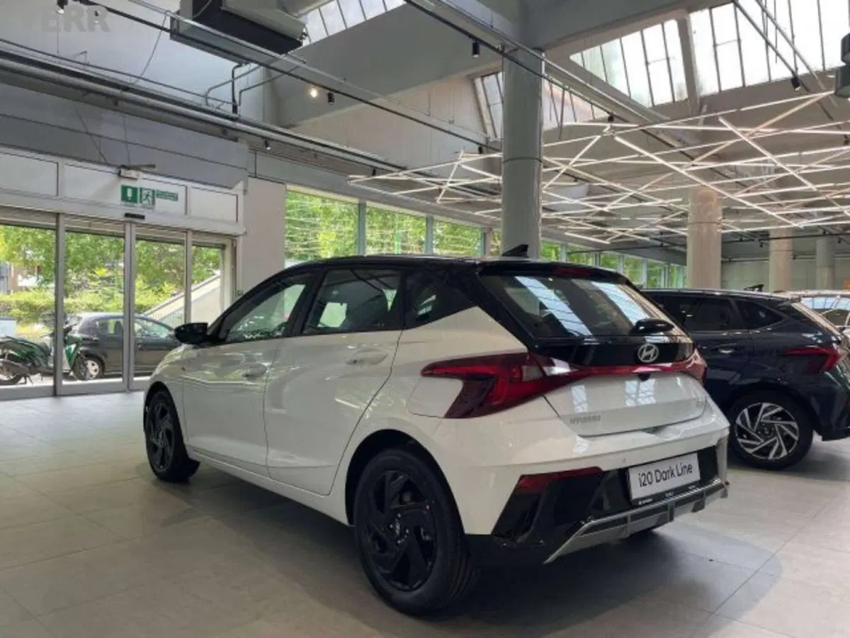 Hyundai i20 nuova a Milano (4)