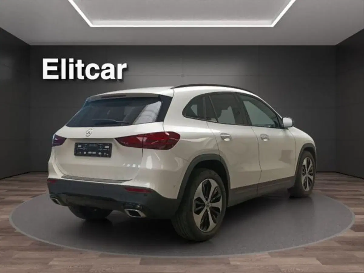 Mercedes-Benz GLA SUV usata a Milano (3)