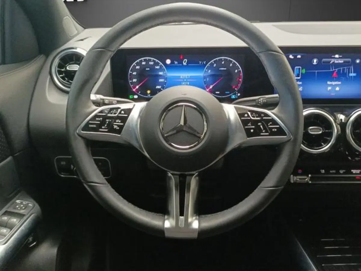 Mercedes-Benz GLA SUV usata a Milano (13)