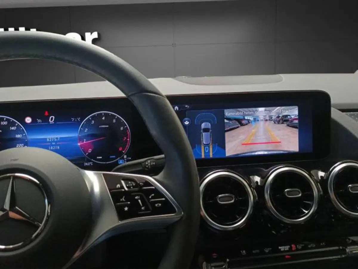 Mercedes-Benz GLA SUV usata a Milano (16)